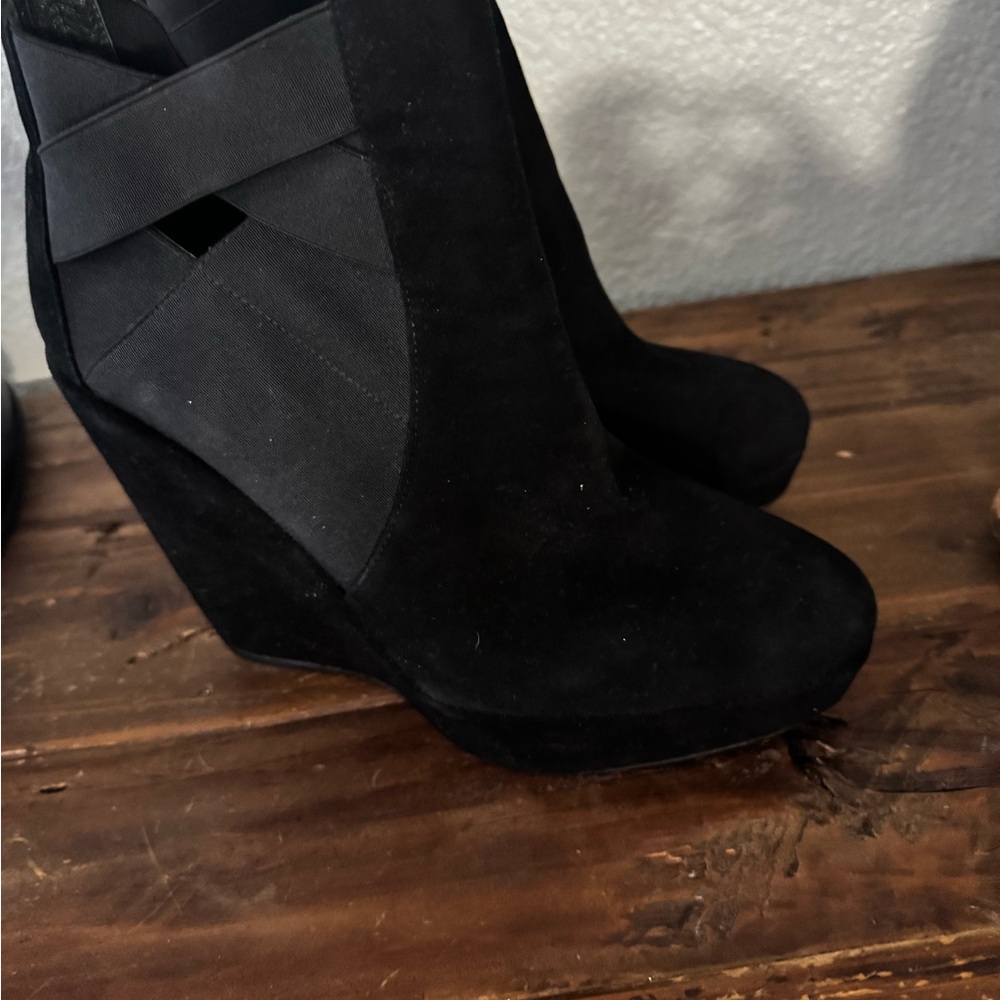 Stuart Weitzman Black Wedge Shoes